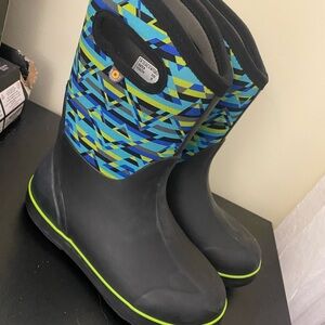 Bogs K Classic Ll MT Geo Waterproof Rain Boots Youth Size 5